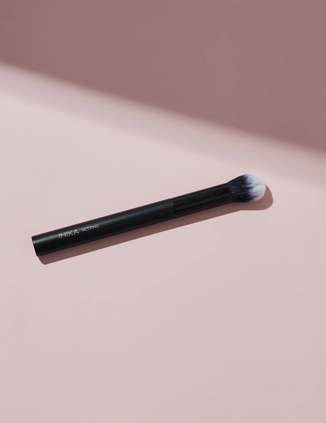 Inika Setting Brush